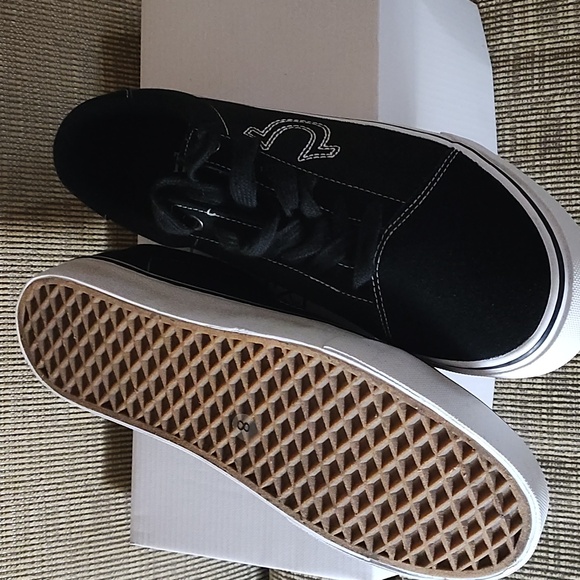 True Religion Mens Sneakers - Picture 5 of 5